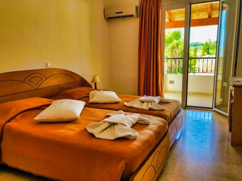 Tria Adelphia Upper Floor Two Bedroom Apartment