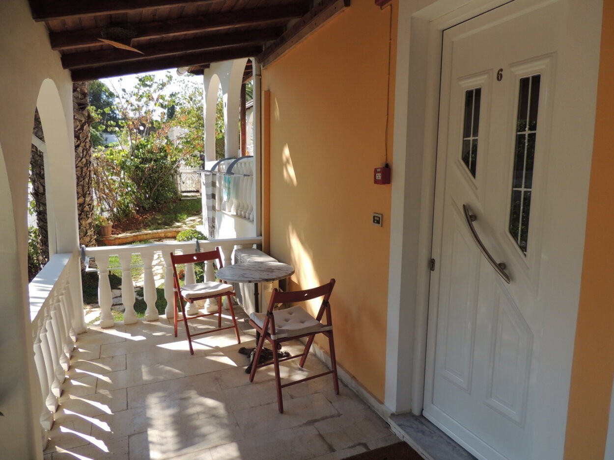 b2ap3_large_studio-fofo-3