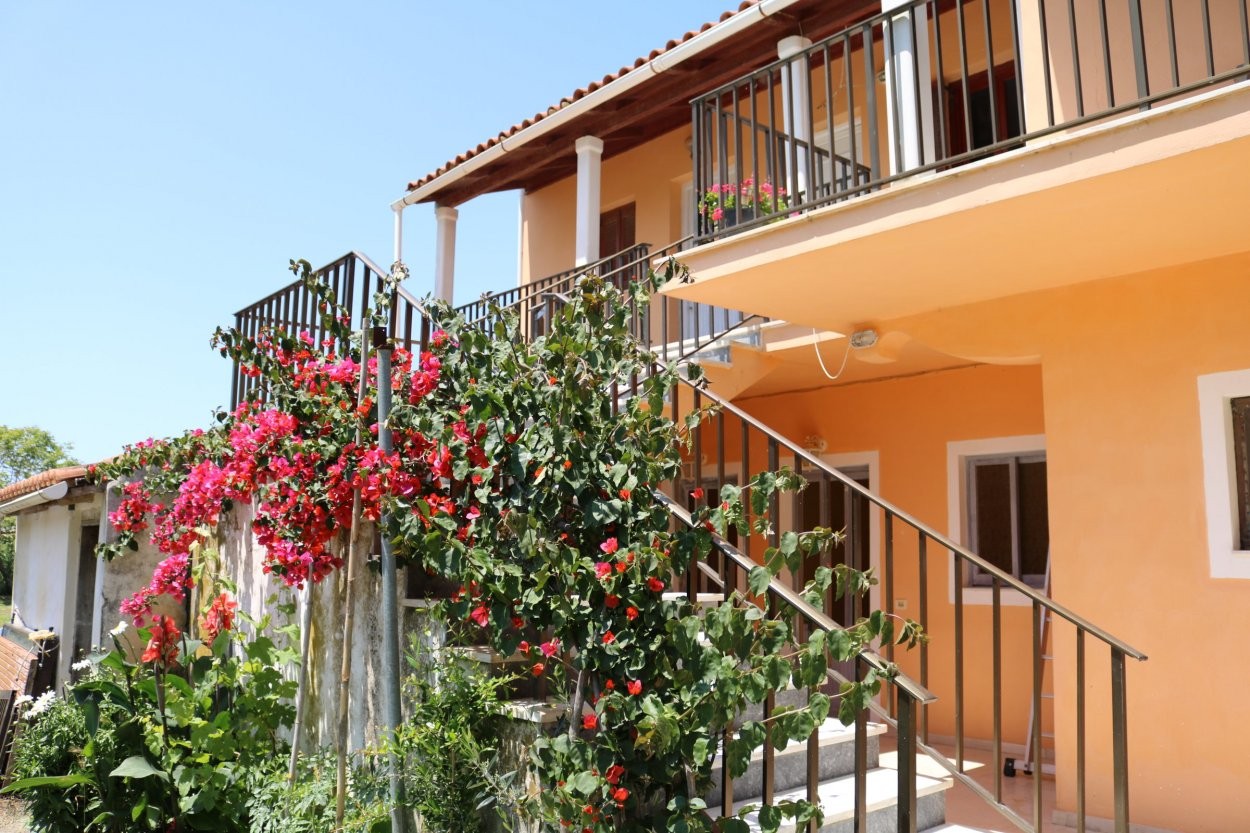 big_eftihis_studios_11